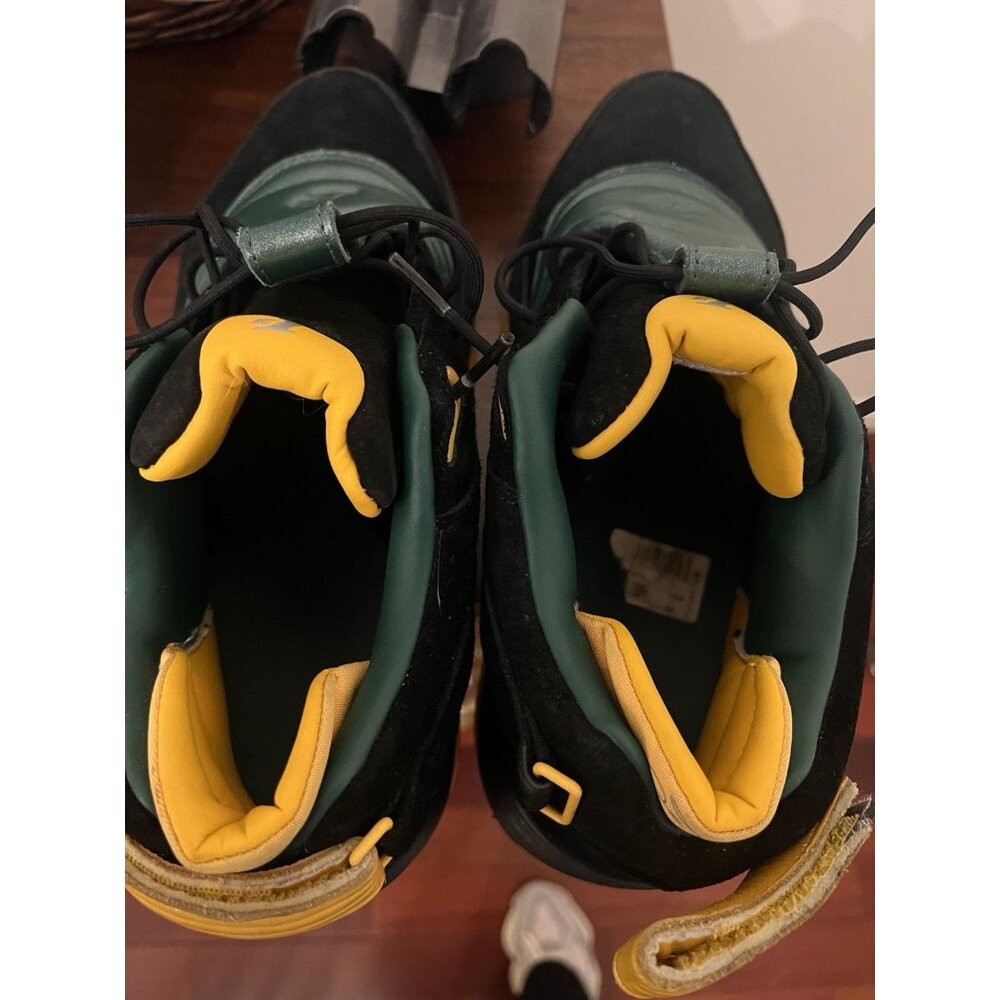 Reebok Answer V Bethel High School Size 10 Sneakers Shoes Green Black - Picture 5 of 6